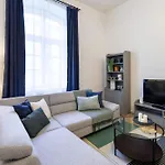Wawelove Spacious 3 Bedroom 1 Min To Main Sq! * クラクフ